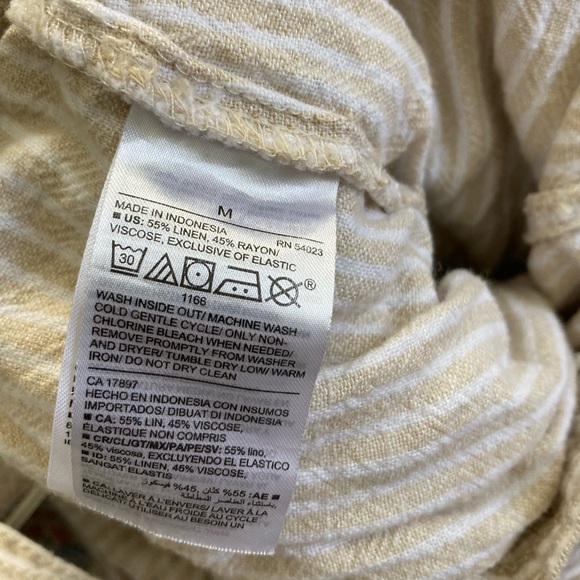 Old Navy Cream and White Linen Romper - Picture 3 of 4